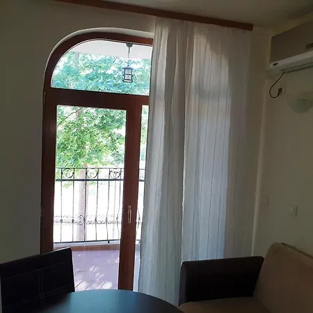 Vip In Green Hills סוזופול